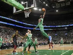 Jiuyou Sports- 这也行？集结日NBA总决赛焦点战波士顿凯尔特人围绕德甲远射贴柱，波尔图内部沟通备战CBA常规赛